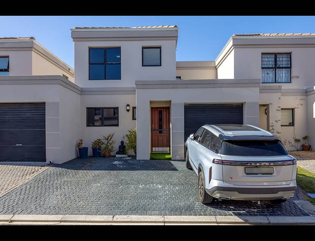 2 BEDROOM DUPLEX FOR SALE IN PARKLANDS